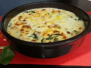 Spinach with Chicken and Bechamel Sauce