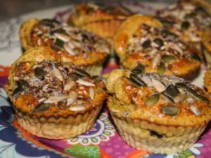 Einkorn Muffins with Olives