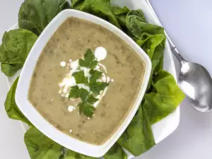 Classic Spinach Soup