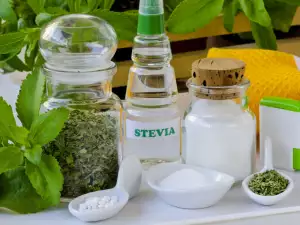 Erythritol or Stevia: Which Sweetener is Better?