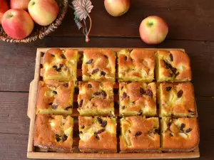 Delicious Apple Squares