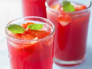 Health Benefits of Strawberry Juice