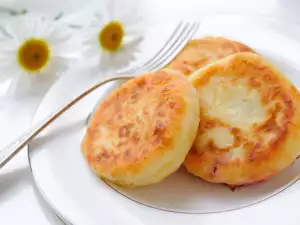 Pitas with Cottage Cheese