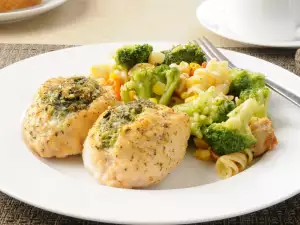 Chicken Rolls with Pesto