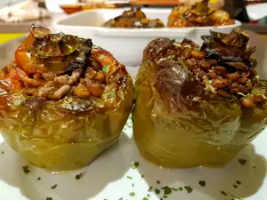 Stuffed Peppers with Lentils and Minced Meat