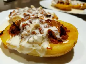 Stuffed Potatoes with Minced Meat and Tasty Sauce