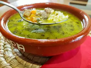 Nettle Soup with Rice and Mushrooms