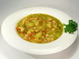 Vegetable Soup with Chickpeas