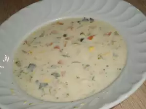 Rich Vegetable Soup with Processed Cheese