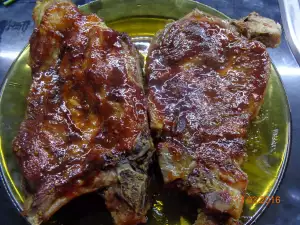 Pork Chops with Barbecue Sauce