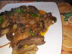 Pork Hearts with Mushrooms and Vegetables