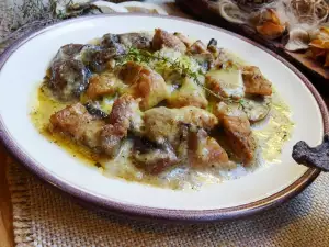 Baked Pork Tenderloin with Mushrooms and Cream