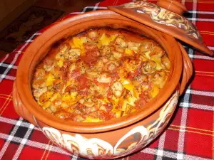 Pork with Mushrooms and Potatoes in a Clay Pot