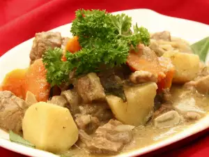 Stew with Pork and Potatoes