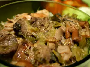 Casserole with Leeks and Pork