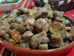 Appetizing Pork with Onions and Mushrooms