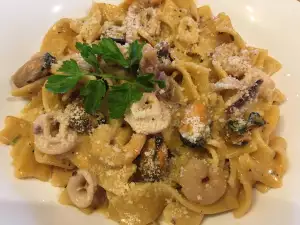 Tagliatelle with Frozen Seafood