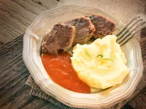 Fried Beef Tongue with Tomato Sauce