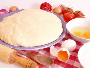 Dough for a Thin and Crispy Pizza