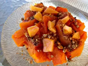 Pumpkin with Walnuts and Cinnamon