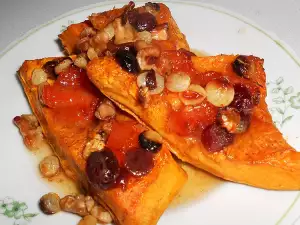 Baked Pumpkin with Honey and Walnuts