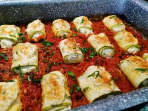 Zucchini Rolls in Aromatic Tomato Sauce