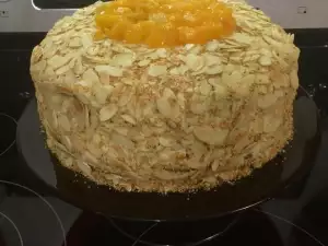 Almond Cake with Peaches