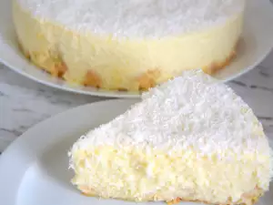 Easy Biscuit, Semolina and Coconut Cake