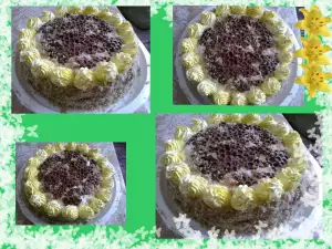 Cake with Tiramisu Cream