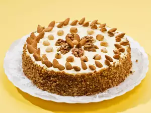 Honey Cake with Walnuts