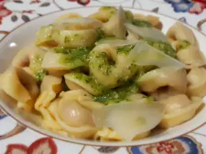 Tortellini with Pesto