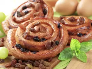 Syrupy Snail Sweets