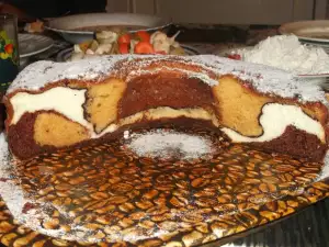 Delicious Tricolor Cake