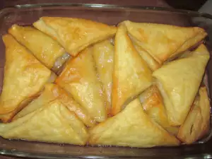 Triangular Puff Pastries