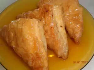 Mom`s Triangular Puff Pastries