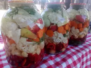 Extravagant Mixed Pickle in Three Liter Jars