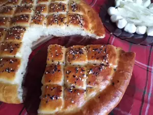 Turkish Flatbread with Sesame Seeds