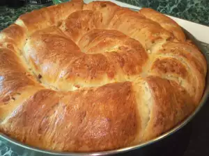 Twisted Butter Pita with Carbonated Water