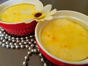 Vanilla Puddings with Tangerine Sugar