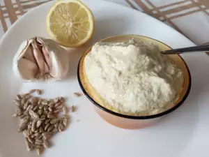 Vegan Mayonnaise with Sunflower Seeds