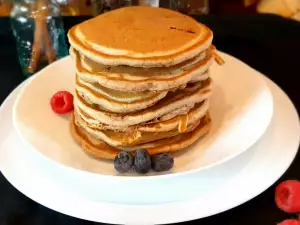 Dietary Vegan Pancakes with Banana