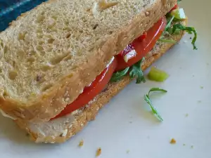 Vegetarian Arugula Sandwich