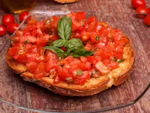 Bruschettas with Tomatoes, Olive Oil and Olives