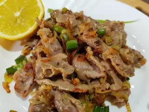 Fried Gizzard with Onions