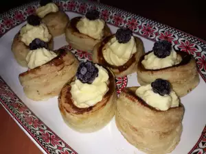 Vol-au-vent with Cream