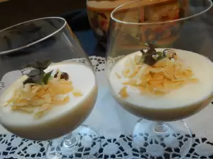 White Chocolate Mousse with Mascarpone and Champagne