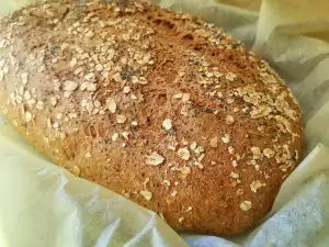 Whole Grain Bread with Poppy Seeds and Oats