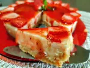 No-Bake Strawberry Cheesecake