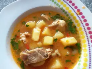 Potato Stew with Chicken and Garlic