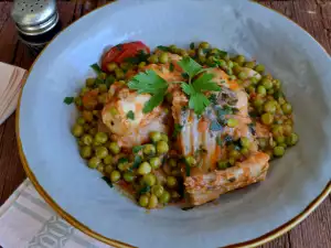 Rabbit Meat with Peas and Tomatoes